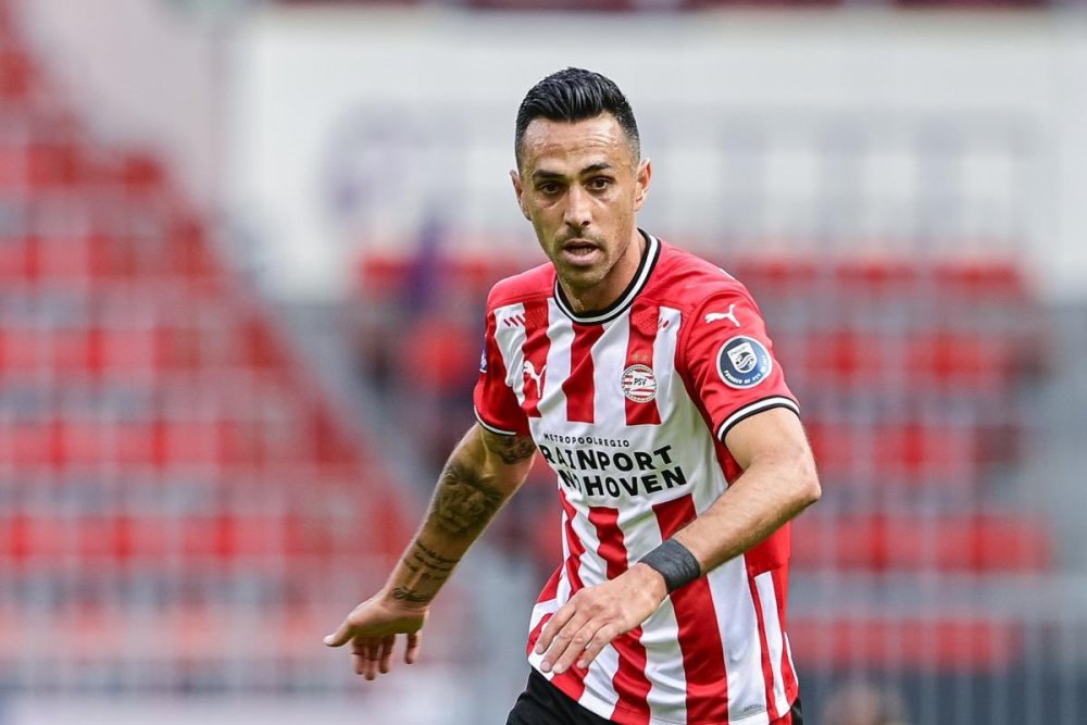 九游体育官网-荷甲倒计时，上海海港清晨队长鼓劲，细节引发关注，话题不断，团队化学反应显著(上海海港对中岸水手最新消息)