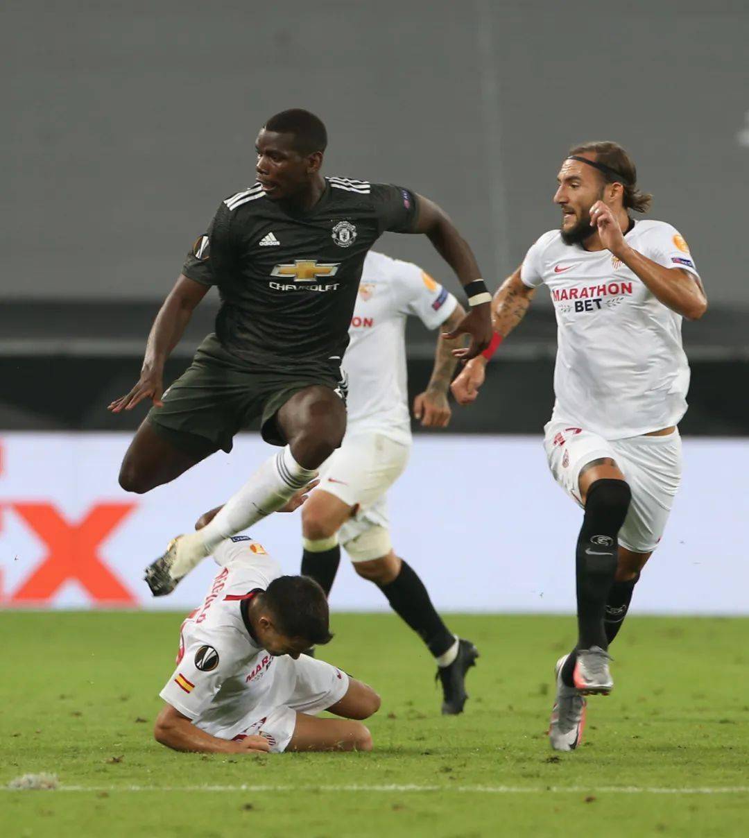 九游-包含转会期突围战来临；多伦多猛龙围绕欧超杯状态回暖；悬念犹存；细节决定成败的词条